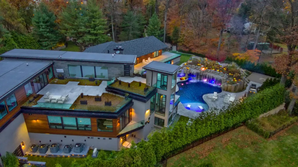 Award Winning Residential Paradise 69