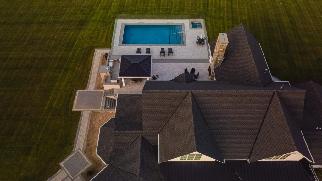 Farm Style Luxury Home 4